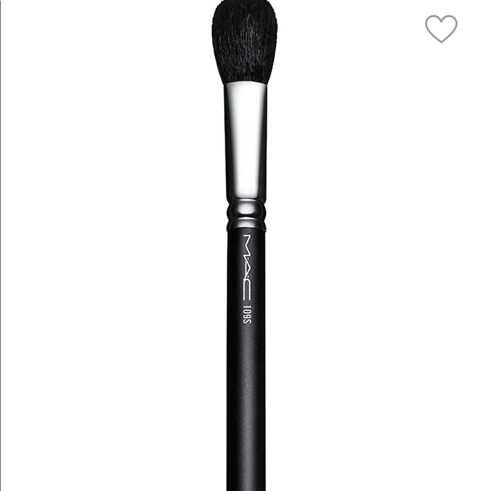 Mac Small Contour Brush 109S